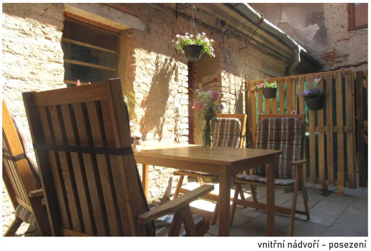 Apartman U Kostela Veselí nad Moravou Exterior foto